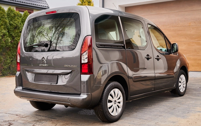 Citroen Berlingo cena 29900 przebieg: 232000, rok produkcji 2014 z Płock małe 781